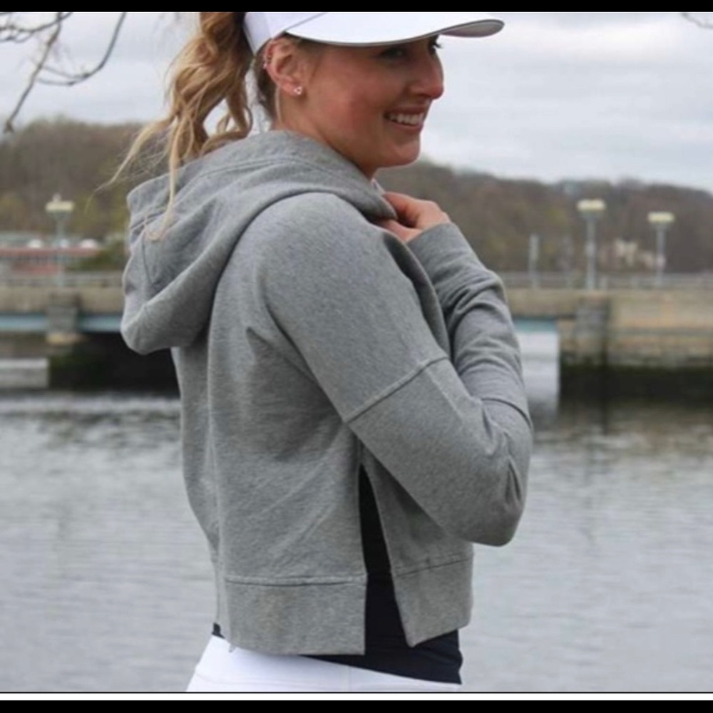 Lululemon cut above cropped hoodie 4